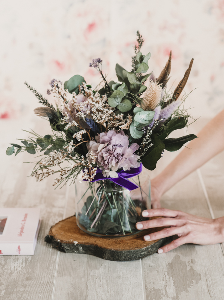 Flores Preservadas en Jarrón de Cristal – A Flor de Piel